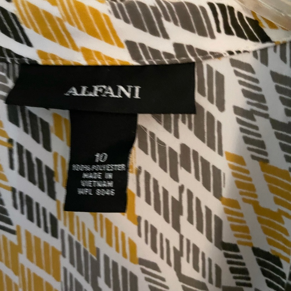 Stunning dress Size 10